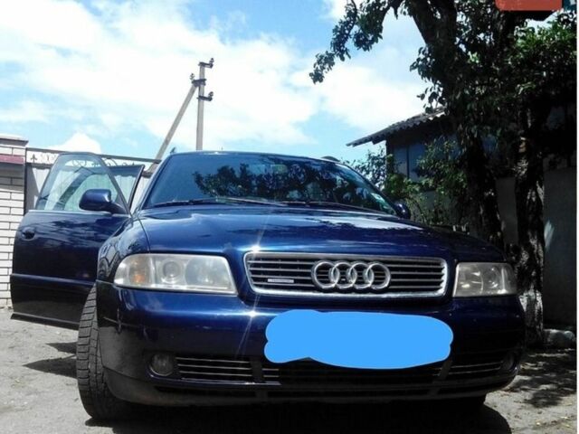 Синій Ауді А4, об'ємом двигуна 2.5 л та пробігом 347 тис. км за 3690 $, фото 1 на Automoto.ua