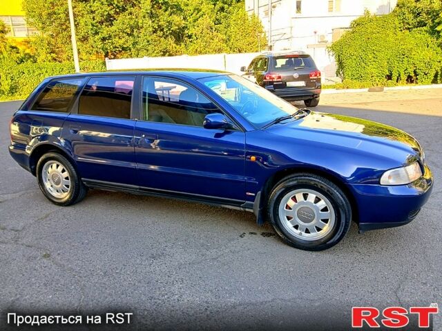 Синий Ауди А4, объемом двигателя 1.8 л и пробегом 0 тыс. км за 3499 $, фото 1 на Automoto.ua