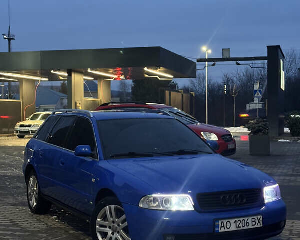 Синий Ауди А4, объемом двигателя 2.5 л и пробегом 346 тыс. км за 3700 $, фото 1 на Automoto.ua