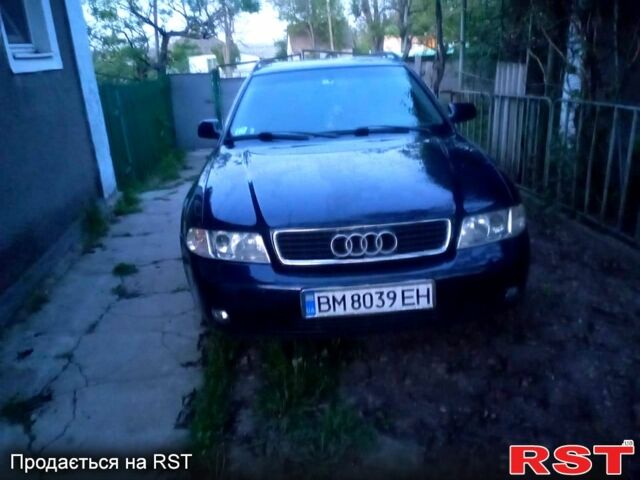 Синій Ауді А4, об'ємом двигуна 2.5 л та пробігом 236 тис. км за 3500 $, фото 1 на Automoto.ua