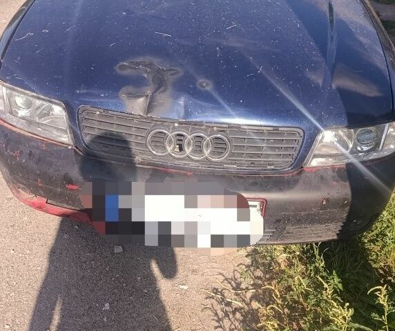 Синій Ауді А4, об'ємом двигуна 2 л та пробігом 2 тис. км за 2498 $, фото 1 на Automoto.ua