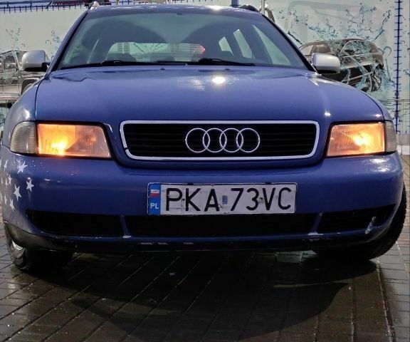 Синий Ауди А4, объемом двигателя 2.5 л и пробегом 280 тыс. км за 1500 $, фото 1 на Automoto.ua