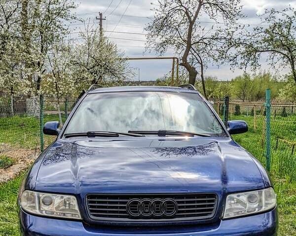 Синий Ауди А4, объемом двигателя 1.9 л и пробегом 388 тыс. км за 3900 $, фото 1 на Automoto.ua