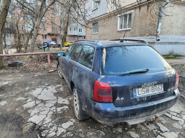 Синий Ауди А4, объемом двигателя 1.9 л и пробегом 185 тыс. км за 918 $, фото 1 на Automoto.ua