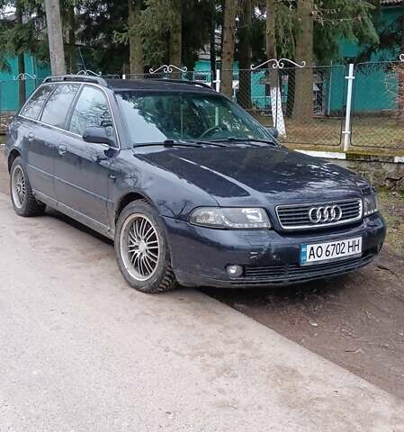 Синий Ауди А4, объемом двигателя 2.5 л и пробегом 260 тыс. км за 3300 $, фото 1 на Automoto.ua