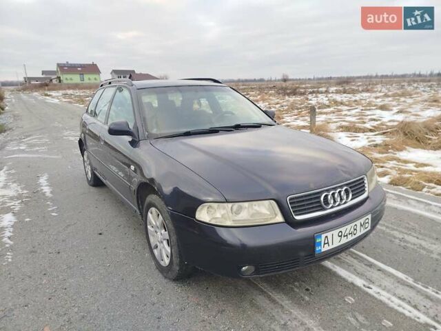 Синий Ауди А4, объемом двигателя 1.9 л и пробегом 320 тыс. км за 3500 $, фото 1 на Automoto.ua