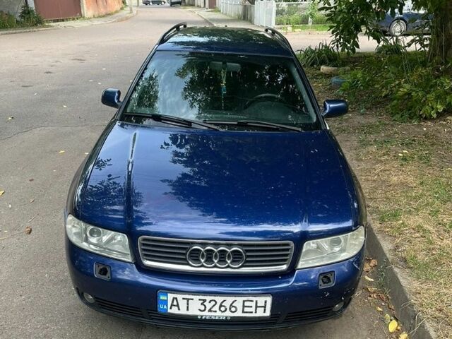 Синий Ауди А4, объемом двигателя 1.9 л и пробегом 450 тыс. км за 4000 $, фото 1 на Automoto.ua