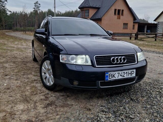 Синий Ауди А4, объемом двигателя 1.9 л и пробегом 310 тыс. км за 4899 $, фото 1 на Automoto.ua