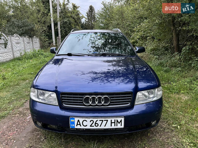 Синий Ауди А4, объемом двигателя 1.8 л и пробегом 250 тыс. км за 4250 $, фото 1 на Automoto.ua