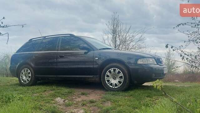 Синій Ауді А4, об'ємом двигуна 1.9 л та пробігом 373 тис. км за 4100 $, фото 1 на Automoto.ua
