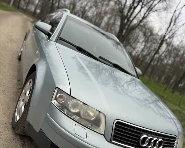 Синий Ауди А4, объемом двигателя 2.5 л и пробегом 360 тыс. км за 5000 $, фото 1 на Automoto.ua