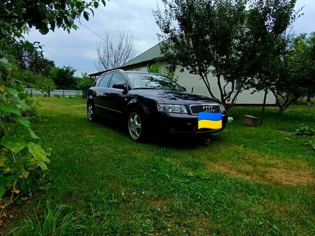 Синий Ауди А4, объемом двигателя 18 л и пробегом 250 тыс. км за 4100 $, фото 1 на Automoto.ua