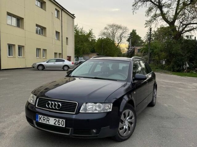 Синий Ауди А4, объемом двигателя 2.5 л и пробегом 370 тыс. км за 2500 $, фото 1 на Automoto.ua