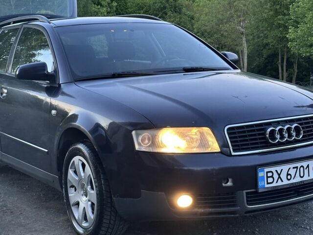 Синий Ауди А4, объемом двигателя 2 л и пробегом 312 тыс. км за 5200 $, фото 1 на Automoto.ua