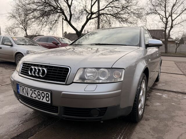 Синий Ауди А4, объемом двигателя 2 л и пробегом 333 тыс. км за 2800 $, фото 1 на Automoto.ua