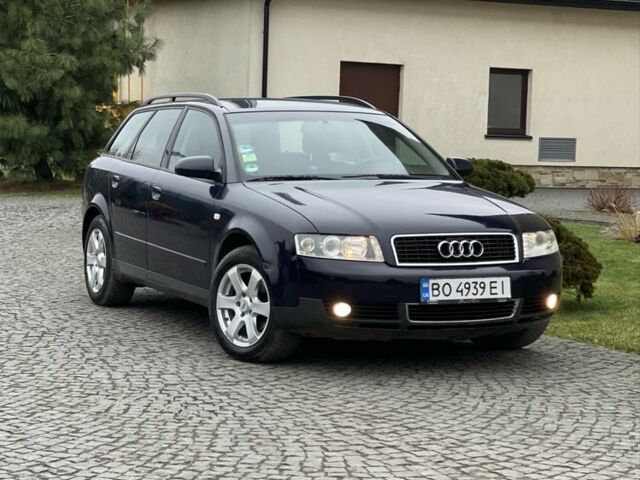 Синій Ауді А4, об'ємом двигуна 2 л та пробігом 202 тис. км за 4300 $, фото 1 на Automoto.ua
