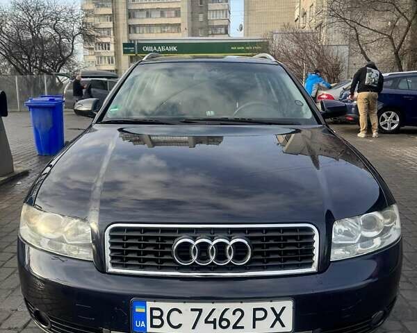 Синий Ауди А4, объемом двигателя 2 л и пробегом 205 тыс. км за 5200 $, фото 1 на Automoto.ua