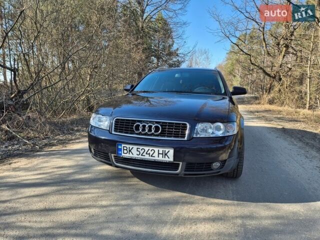 Синій Ауді А4, об'ємом двигуна 1.6 л та пробігом 206 тис. км за 4700 $, фото 1 на Automoto.ua