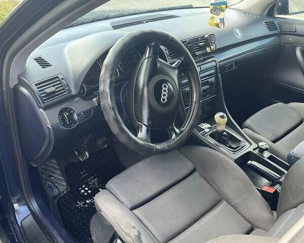 Синій Ауді А4, об'ємом двигуна 2.5 л та пробігом 397 тис. км за 4000 $, фото 1 на Automoto.ua