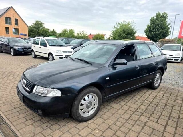 Синий Ауди А4, объемом двигателя 2 л и пробегом 360 тыс. км за 1456 $, фото 1 на Automoto.ua