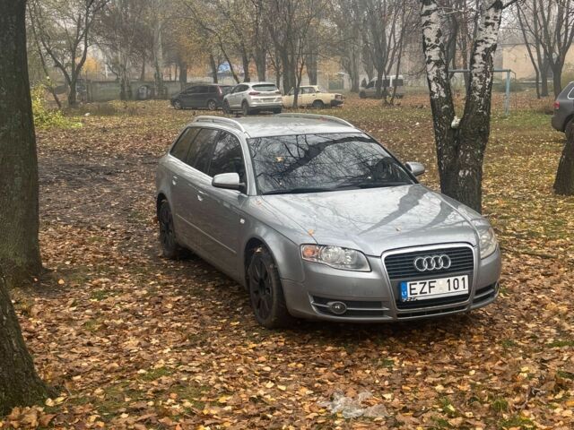 Синий Ауди А4, объемом двигателя 2 л и пробегом 300 тыс. км за 3600 $, фото 1 на Automoto.ua