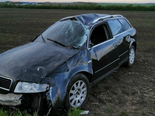 Синий Ауди А4, объемом двигателя 0 л и пробегом 3 тыс. км за 800 $, фото 1 на Automoto.ua