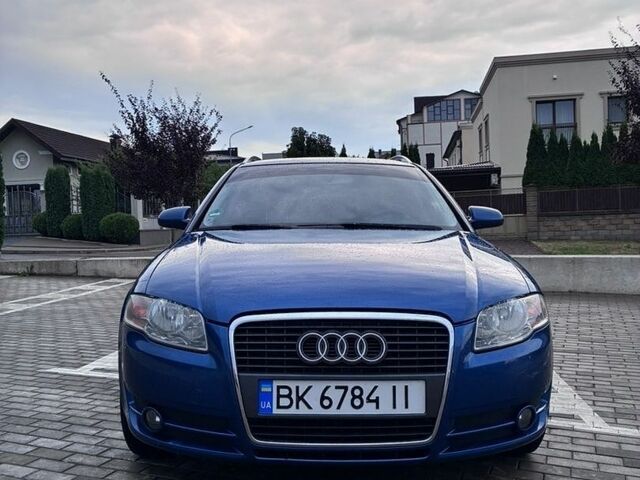Синій Ауді А4, об'ємом двигуна 1.6 л та пробігом 273 тис. км за 5400 $, фото 1 на Automoto.ua