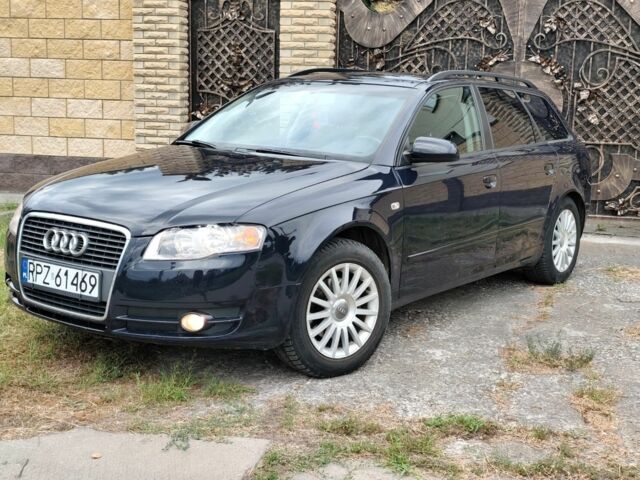 Синий Ауди А4, объемом двигателя 2 л и пробегом 250 тыс. км за 3915 $, фото 1 на Automoto.ua