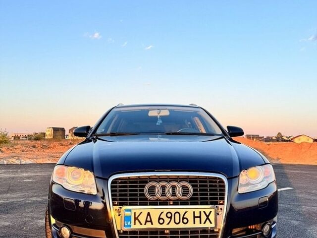 Синий Ауди А4, объемом двигателя 2 л и пробегом 329 тыс. км за 8200 $, фото 1 на Automoto.ua