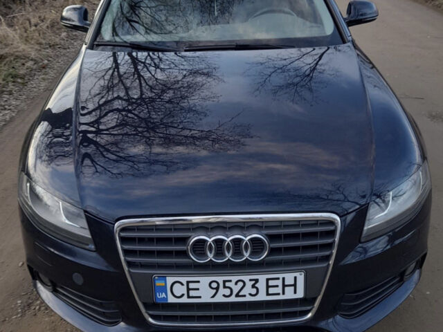 Синий Ауди А4, объемом двигателя 2 л и пробегом 247 тыс. км за 9700 $, фото 1 на Automoto.ua