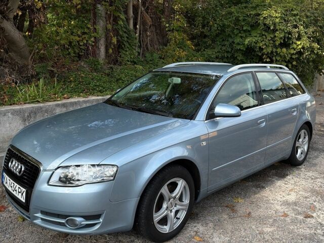 Синий Ауди А4, объемом двигателя 1.6 л и пробегом 235 тыс. км за 6000 $, фото 1 на Automoto.ua