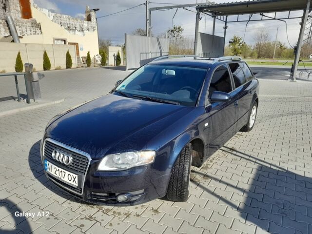 Синий Ауди А4, объемом двигателя 2 л и пробегом 300 тыс. км за 6300 $, фото 1 на Automoto.ua