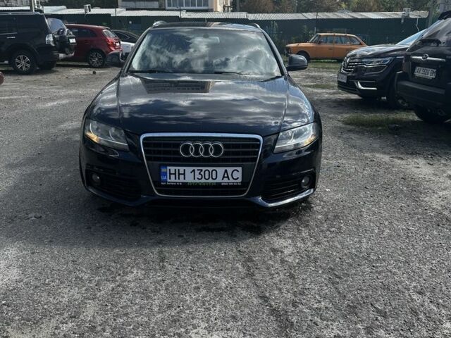 Синий Ауди А4, объемом двигателя 2 л и пробегом 320 тыс. км за 9200 $, фото 1 на Automoto.ua