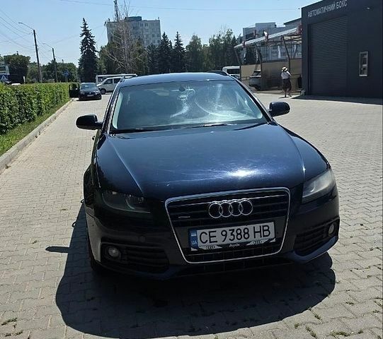 Синий Ауди А4, объемом двигателя 2 л и пробегом 270 тыс. км за 11700 $, фото 1 на Automoto.ua