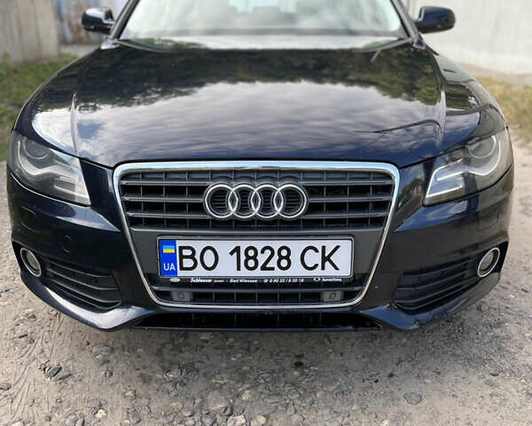 Синій Ауді А4, об'ємом двигуна 1.97 л та пробігом 300 тис. км за 11000 $, фото 1 на Automoto.ua