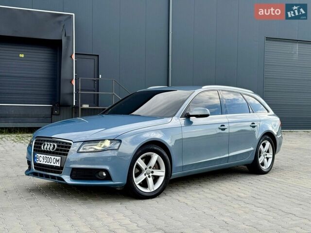 Синий Ауди А4, объемом двигателя 2.7 л и пробегом 300 тыс. км за 8700 $, фото 1 на Automoto.ua