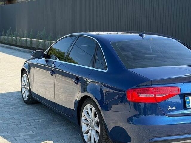 Синий Ауди А4, объемом двигателя 2 л и пробегом 270 тыс. км за 12202 $, фото 1 на Automoto.ua