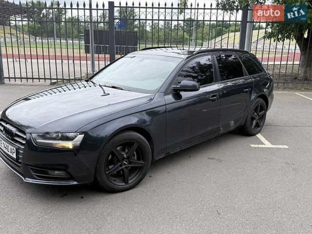 Синій Ауді А4, об'ємом двигуна 2 л та пробігом 267 тис. км за 11500 $, фото 1 на Automoto.ua