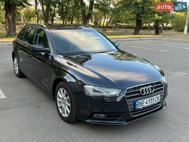 Синій Ауді А4, об'ємом двигуна 2 л та пробігом 258 тис. км за 14500 $, фото 1 на Automoto.ua