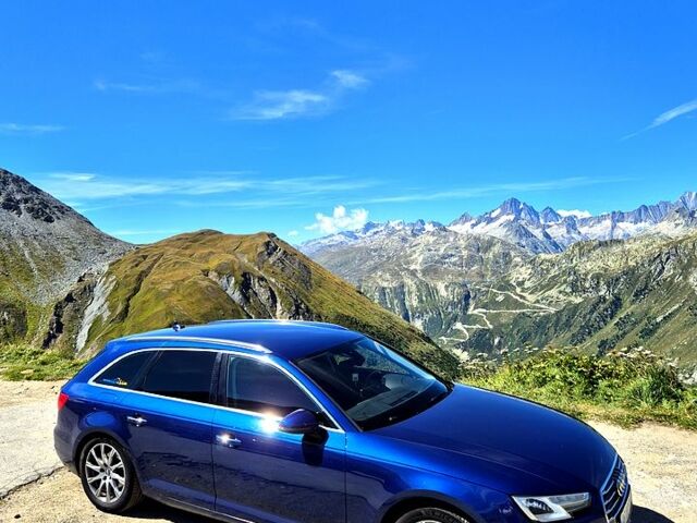 Синій Ауді А4, об'ємом двигуна 2 л та пробігом 334 тис. км за 16999 $, фото 1 на Automoto.ua