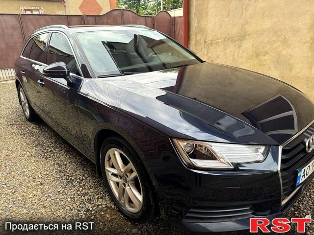 Синий Ауди А4, объемом двигателя 2 л и пробегом 190 тыс. км за 18000 $, фото 1 на Automoto.ua