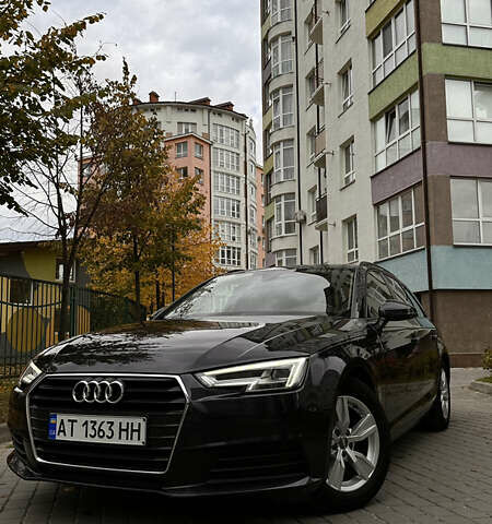 Синий Ауди А4, объемом двигателя 1.97 л и пробегом 221 тыс. км за 19500 $, фото 1 на Automoto.ua