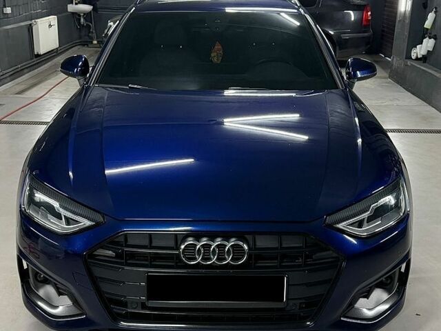 Синій Ауді А4, об'ємом двигуна 2 л та пробігом 240 тис. км за 22500 $, фото 1 на Automoto.ua
