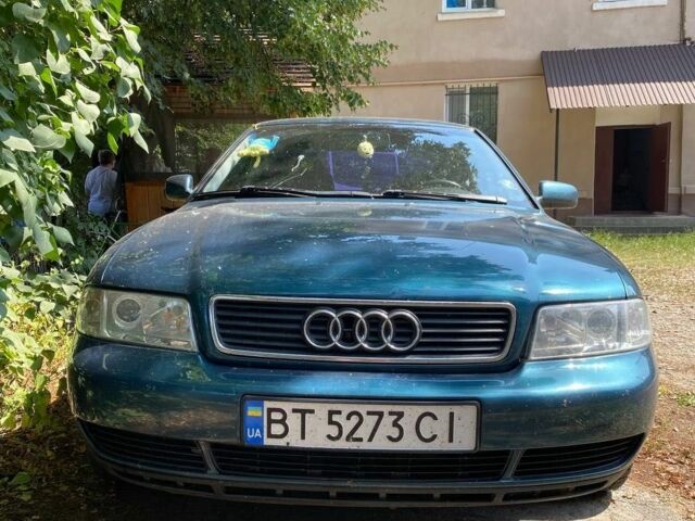 Зеленый Ауди А4, объемом двигателя 2.6 л и пробегом 250 тыс. км за 3200 $, фото 1 на Automoto.ua