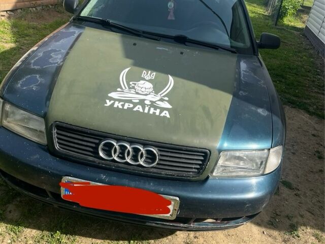 Зелений Ауді А4, об'ємом двигуна 1.6 л та пробігом 428 тис. км за 1699 $, фото 1 на Automoto.ua