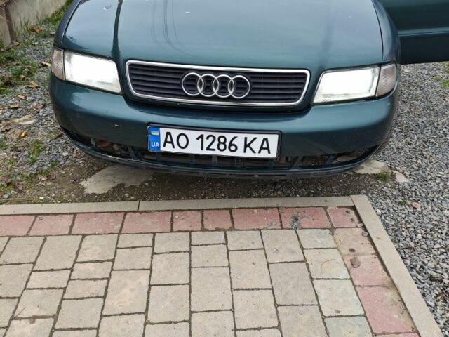 Зеленый Ауди А4, объемом двигателя 1.9 л и пробегом 420 тыс. км за 2000 $, фото 1 на Automoto.ua