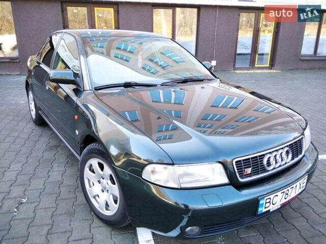 Зелений Ауді А4, об'ємом двигуна 1.6 л та пробігом 343 тис. км за 3399 $, фото 1 на Automoto.ua