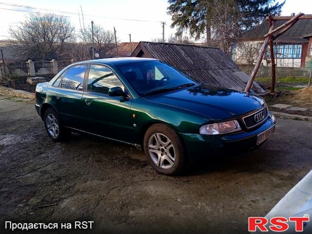 Зеленый Ауди А4, объемом двигателя 1.8 л и пробегом 221 тыс. км за 3300 $, фото 1 на Automoto.ua