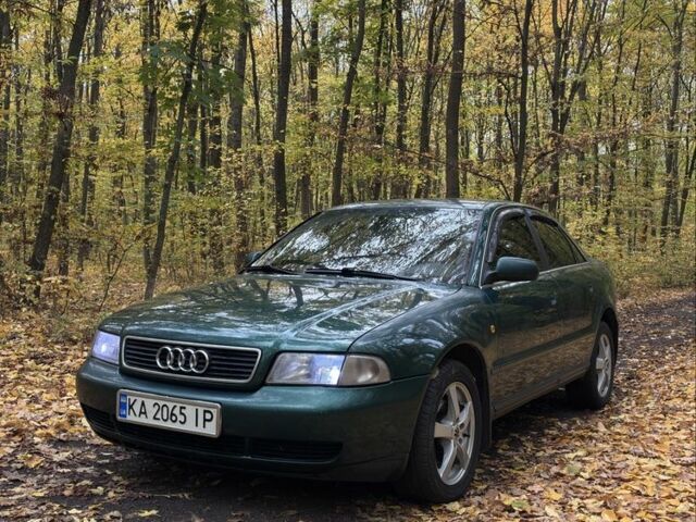 Зелений Ауді А4, об'ємом двигуна 2.8 л та пробігом 299 тис. км за 2550 $, фото 1 на Automoto.ua