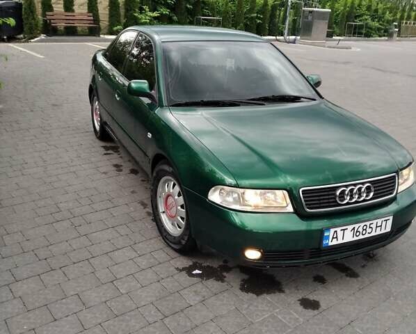 Зелений Ауді А4, об'ємом двигуна 1.9 л та пробігом 260 тис. км за 3800 $, фото 1 на Automoto.ua